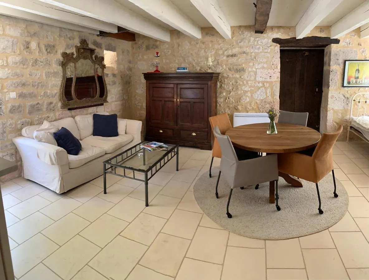 Bed & Breakfast Elisabeth Saint-Matré Apartmán